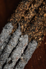 Sahumerio Natural Doble Yagra y Palo Santo - Sagrada Madre Chile