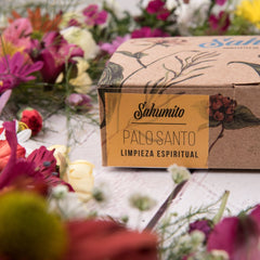 Sahumitos Palo Santo x5 - Sagrada Madre Chile