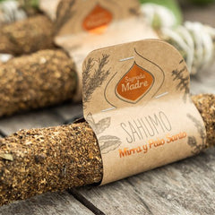 Sahumo de Mirra y Palo Santo - Sagrada Madre Chile